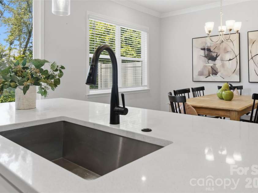 5320 Somerset Hill Lane, Charlotte, NC 28269.  MLS# CAR4413784, YatesRealty ID 7713. 