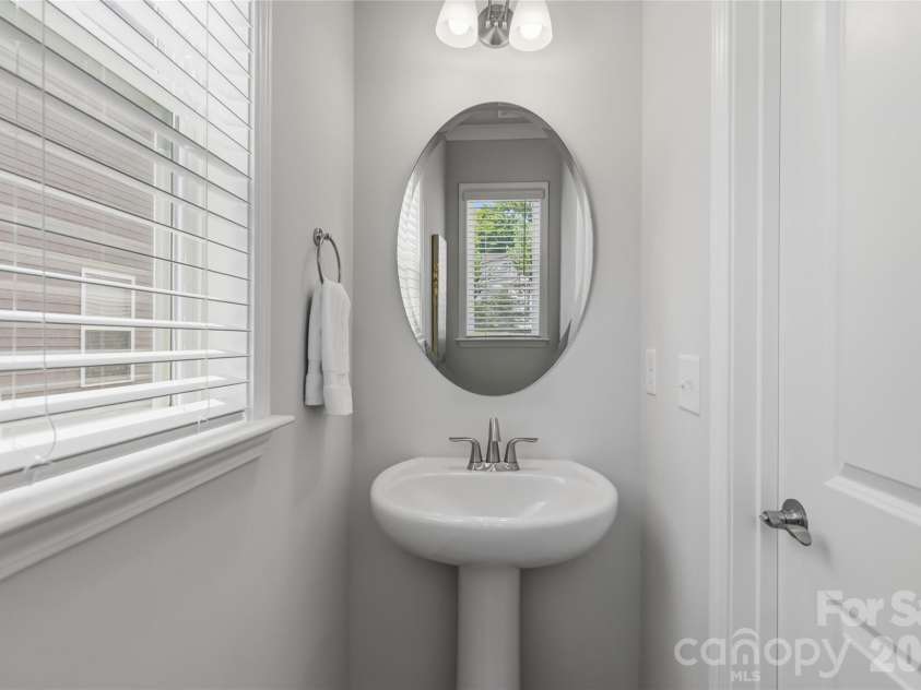 5320 Somerset Hill Lane, Charlotte, NC 28269.  MLS# CAR4413784, YatesRealty ID 7713. 