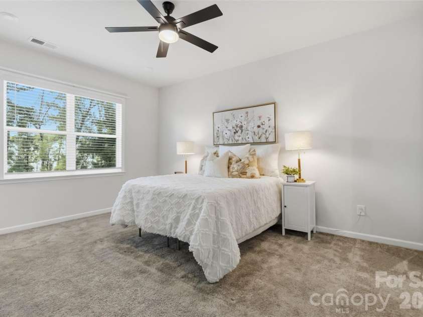 5320 Somerset Hill Lane, Charlotte, NC 28269.  MLS# CAR4413784, YatesRealty ID 7713. 