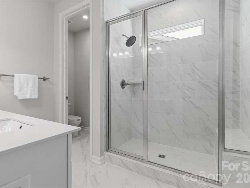 5320 Somerset Hill Lane, Charlotte, NC 28269.  MLS# CAR4413784, YatesRealty ID 7713. 