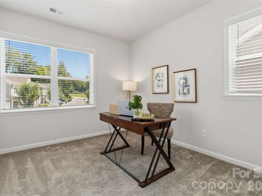 5320 Somerset Hill Lane, Charlotte, NC 28269.  MLS# CAR4413784, YatesRealty ID 7713. 