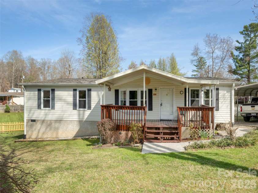 204 Cookies Way, Arden, NC 28704.  MLS# CAR4360700, YatesRealty ID 7714. 