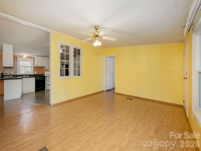 204 Cookies Way, Arden, NC 28704.  MLS# CAR4360700, YatesRealty ID 7714. 
