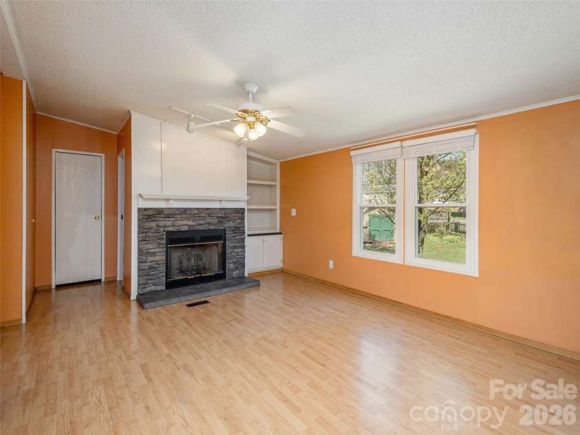 204 Cookies Way, Arden, NC 28704.  MLS# CAR4360700, YatesRealty ID 7714. 