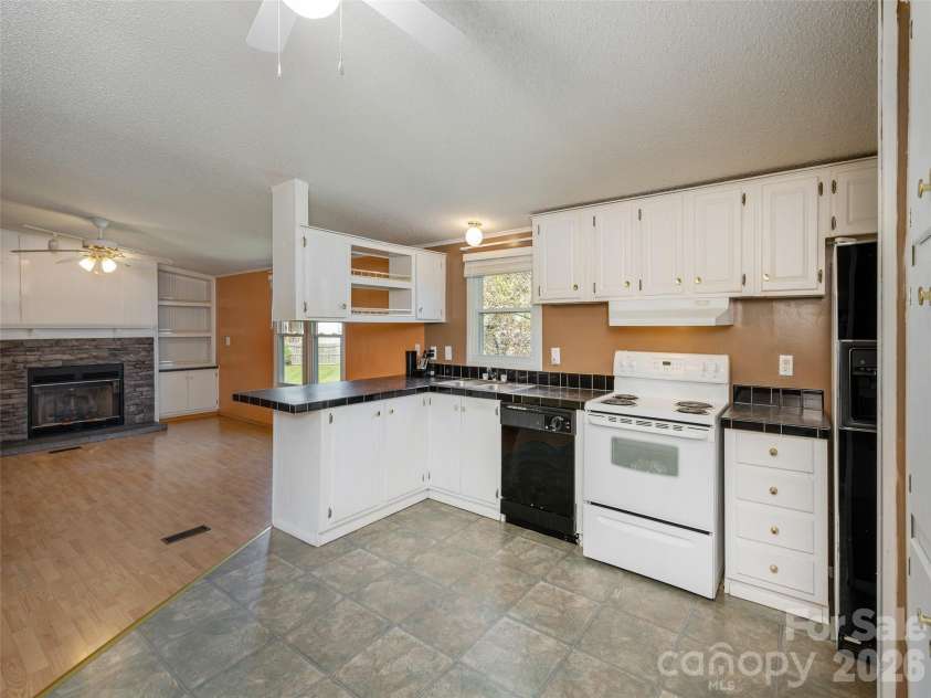 204 Cookies Way, Arden, NC 28704.  MLS# CAR4360700, YatesRealty ID 7714. 