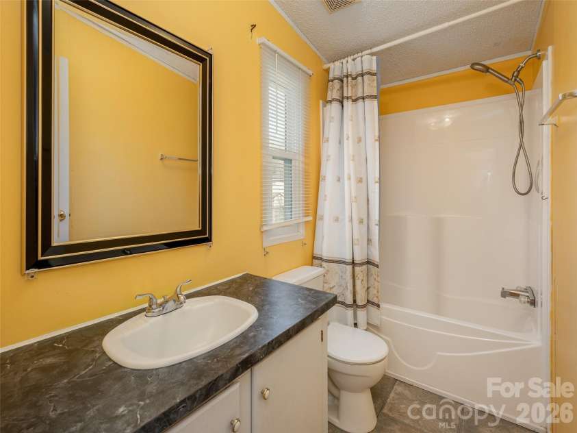 204 Cookies Way, Arden, NC 28704.  MLS# CAR4360700, YatesRealty ID 7714. 