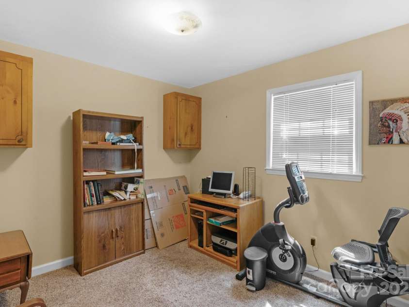 2815 Burnt Mill Road, Charlotte, NC 28210.  MLS# CAR4247538, YatesRealty ID 7714. 