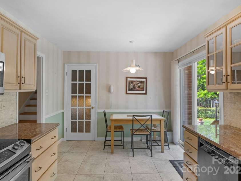 2815 Burnt Mill Road, Charlotte, NC 28210.  MLS# CAR4247538, YatesRealty ID 7714. 