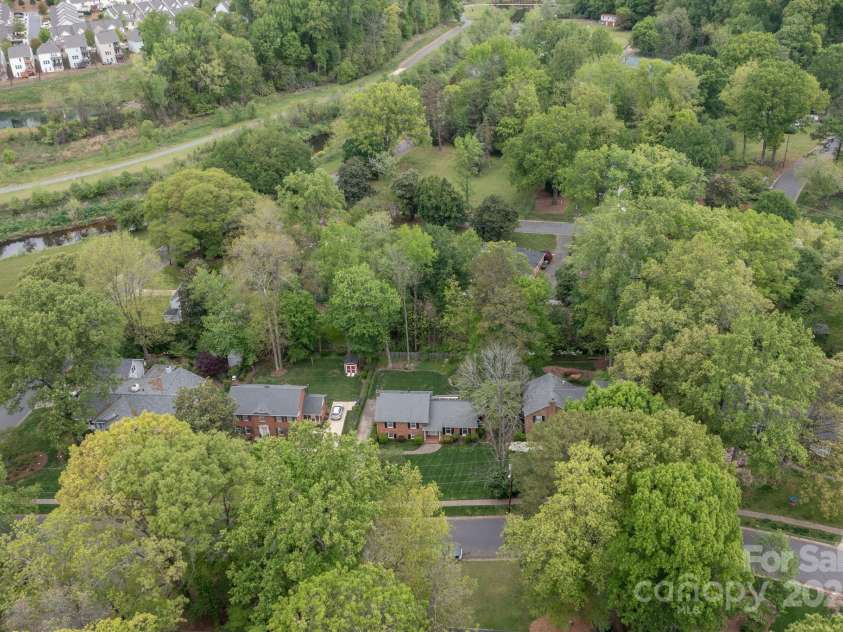 2815 Burnt Mill Road, Charlotte, NC 28210.  MLS# CAR4247538, YatesRealty ID 7714. 