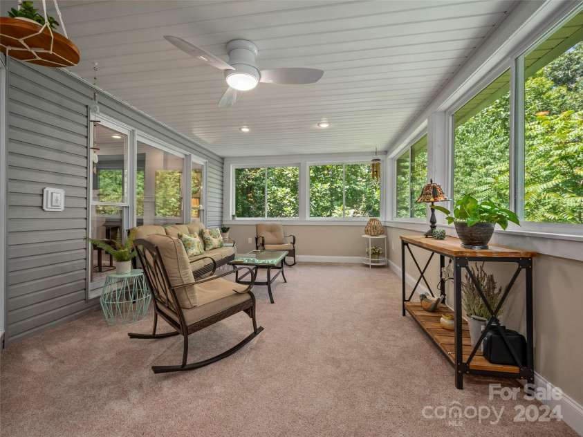 483 Heather Marie Drive, Hendersonville, NC 28792.  MLS# CAR4209214, YatesRealty ID 7717. 