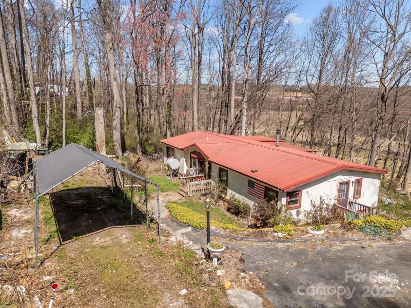 56 Woodscape Drive, Mills River, NC 28759.  MLS# CAR4237896, YatesRealty ID 7718. 