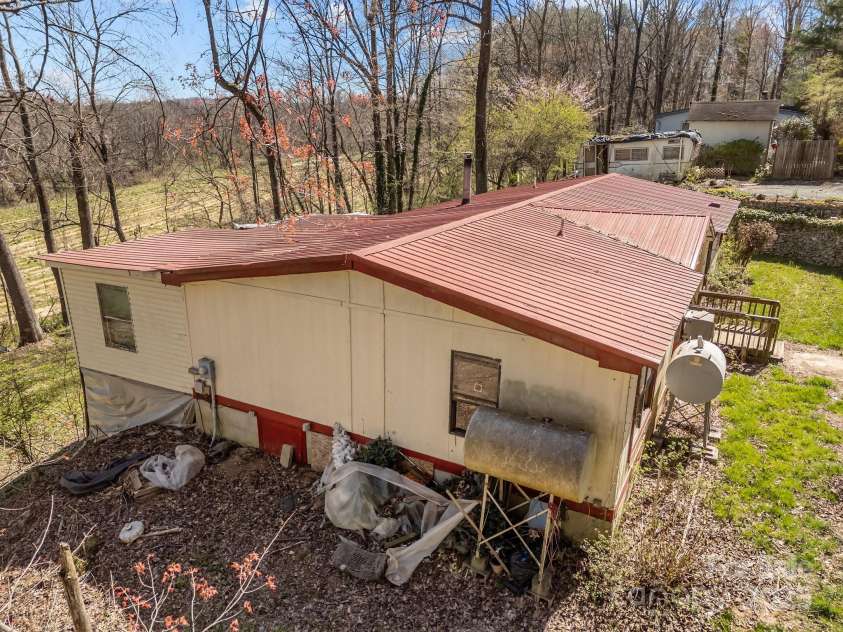 56 Woodscape Drive, Mills River, NC 28759.  MLS# CAR4237896, YatesRealty ID 7718. 