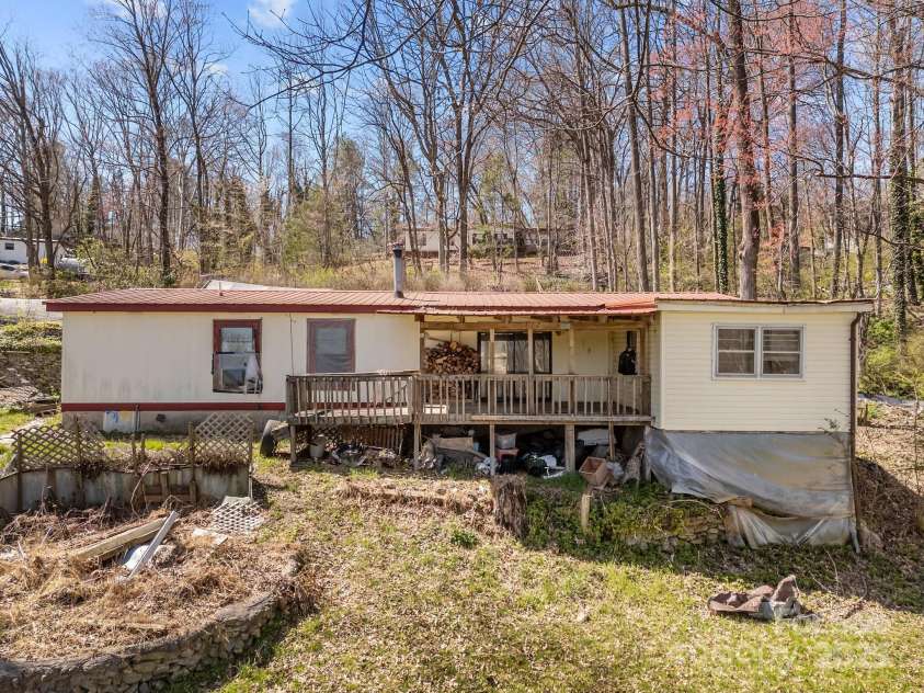 56 Woodscape Drive, Mills River, NC 28759.  MLS# CAR4237896, YatesRealty ID 7718. 