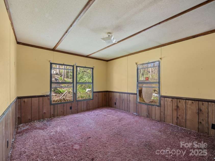 56 Woodscape Drive, Mills River, NC 28759.  MLS# CAR4237896, YatesRealty ID 7718. 