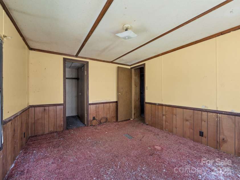 56 Woodscape Drive, Mills River, NC 28759.  MLS# CAR4237896, YatesRealty ID 7718. 