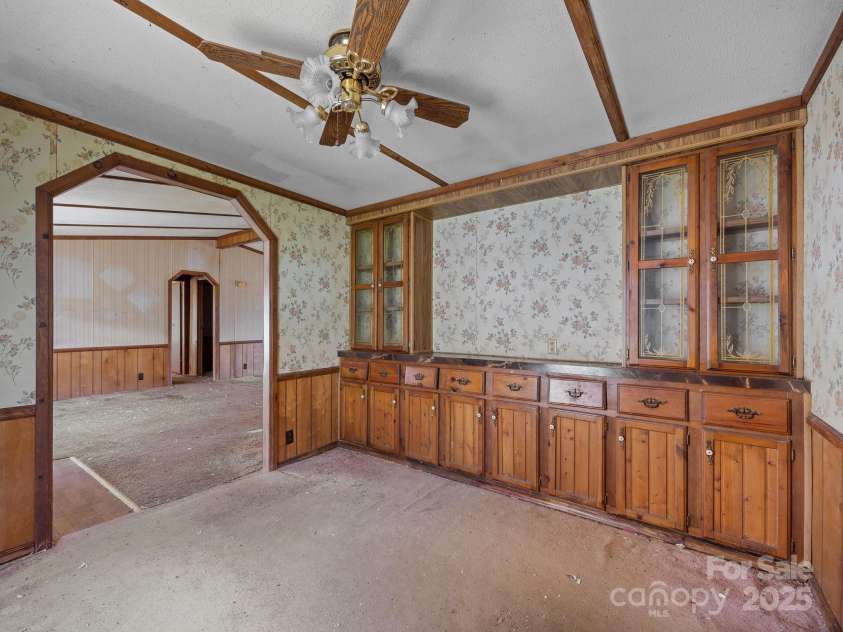 56 Woodscape Drive, Mills River, NC 28759.  MLS# CAR4237896, YatesRealty ID 7718. 