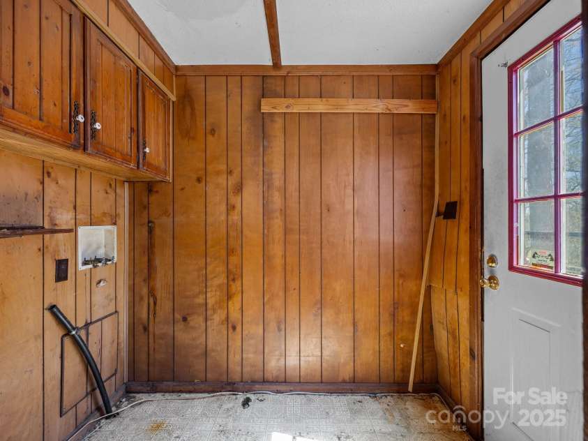 56 Woodscape Drive, Mills River, NC 28759.  MLS# CAR4237896, YatesRealty ID 7718. 
