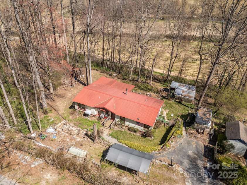 56 Woodscape Drive, Mills River, NC 28759.  MLS# CAR4237896, YatesRealty ID 7718. 