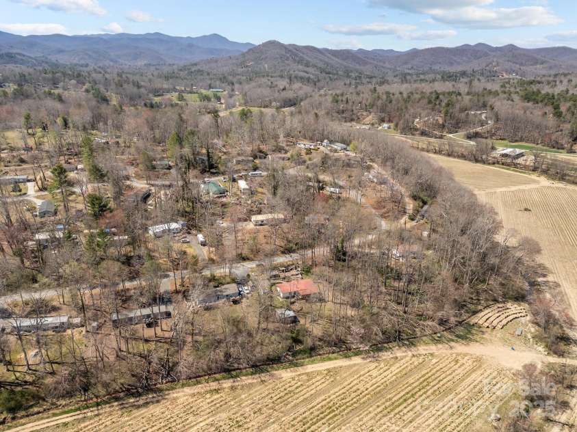56 Woodscape Drive, Mills River, NC 28759.  MLS# CAR4237896, YatesRealty ID 7718. 