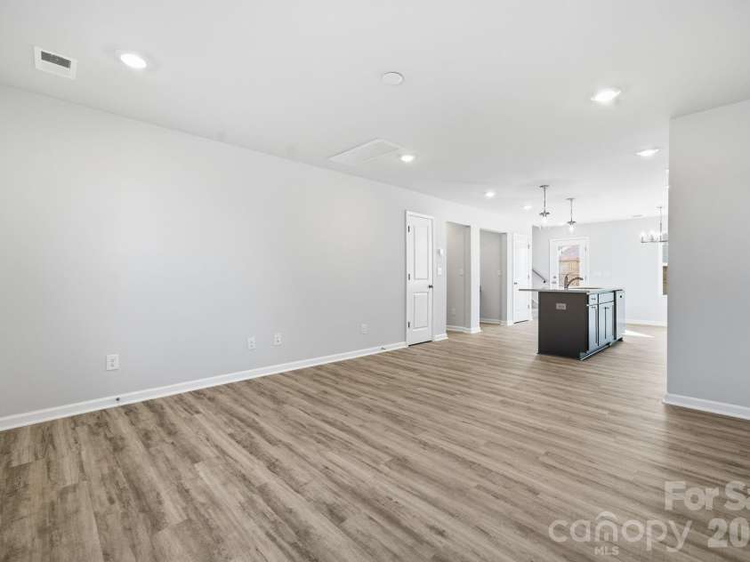 935 Wallace Street, Statesville, NC 28677.  MLS# CAR4347338, YatesRealty ID 7718. 
