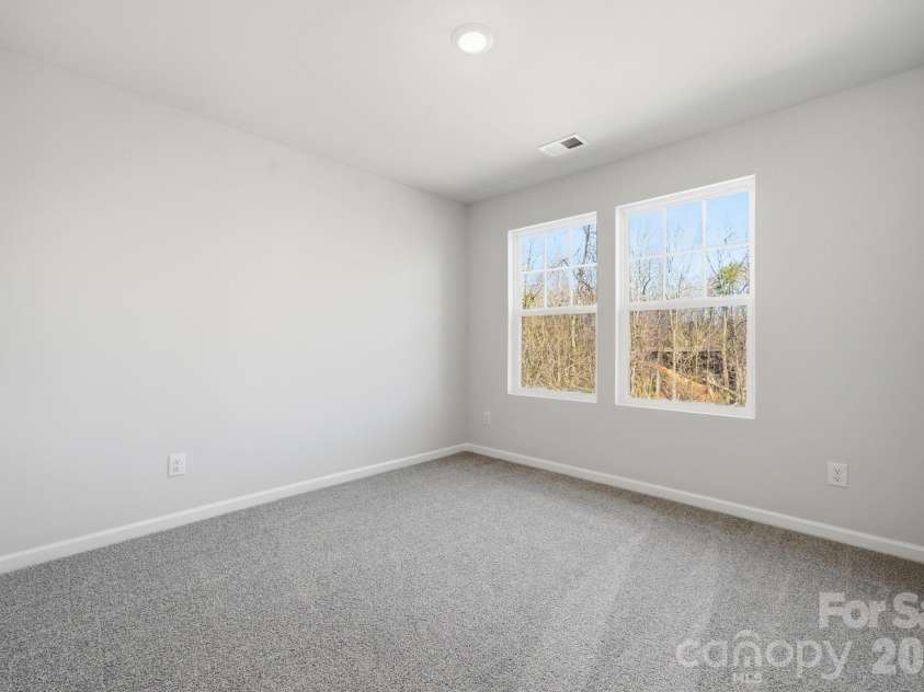 935 Wallace Street, Statesville, NC 28677.  MLS# CAR4347338, YatesRealty ID 7718. 