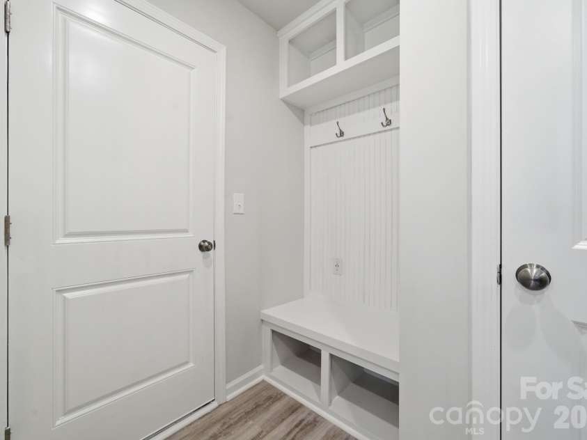 935 Wallace Street, Statesville, NC 28677.  MLS# CAR4347338, YatesRealty ID 7718. 