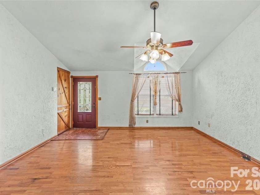 11826 Merriweather Drive, Charlotte, NC 28273.  MLS# CAR4386149, YatesRealty ID 7719. 