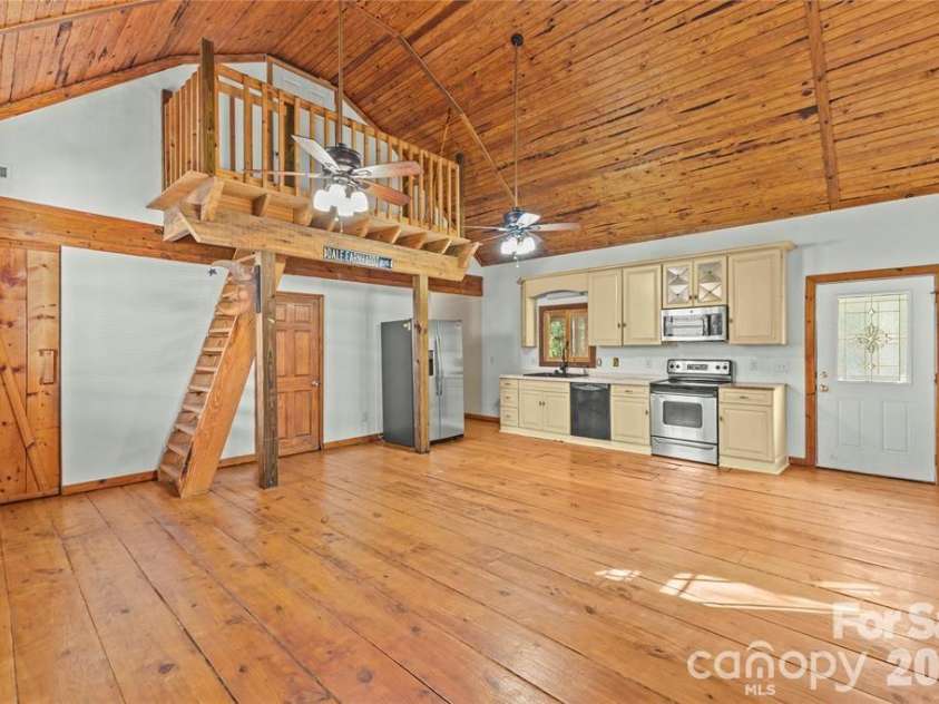 11826 Merriweather Drive, Charlotte, NC 28273.  MLS# CAR4386149, YatesRealty ID 7719. 
