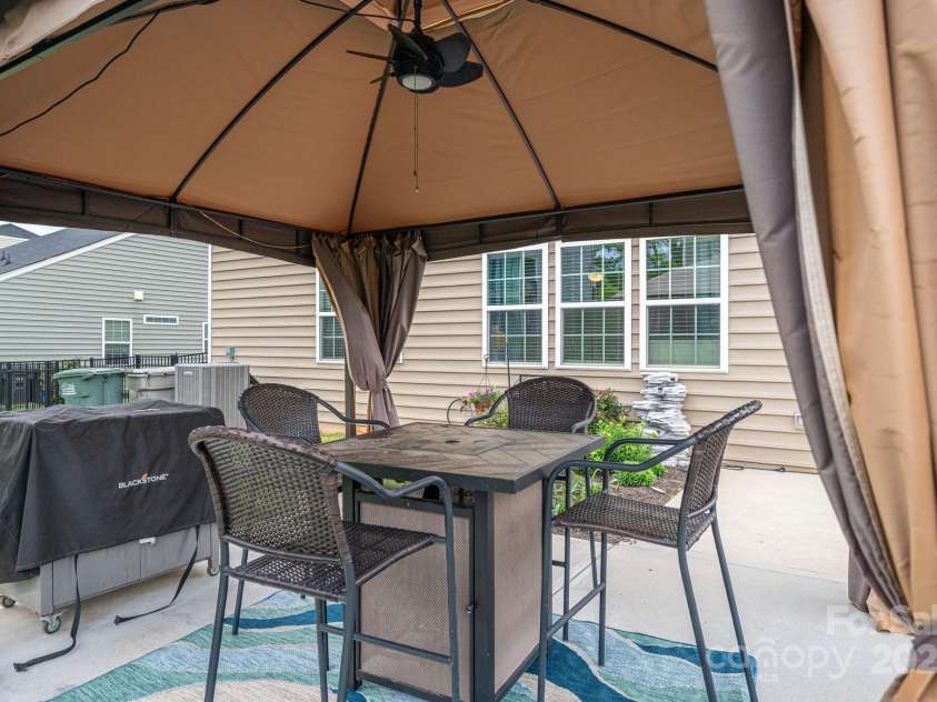 3455 Old Knobbley Oak Drive, Gastonia, NC 28056.  MLS# CAR4239782, YatesRealty ID 7719. 