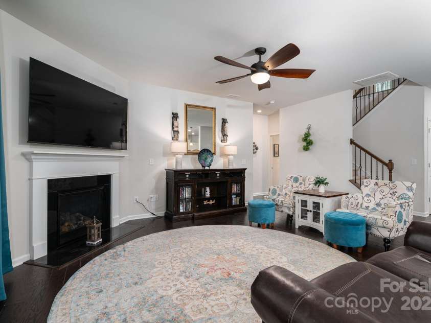 3455 Old Knobbley Oak Drive, Gastonia, NC 28056.  MLS# CAR4239782, YatesRealty ID 7719. 