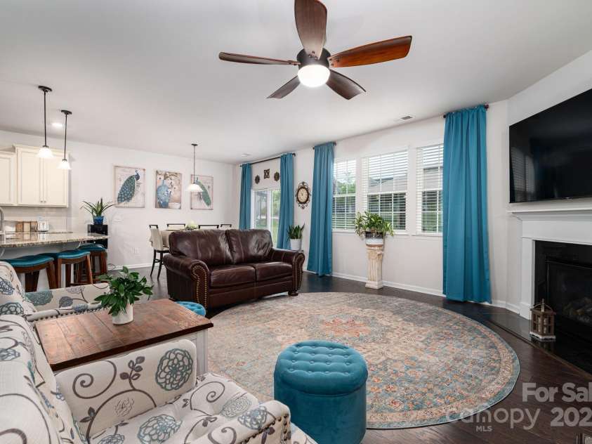 3455 Old Knobbley Oak Drive, Gastonia, NC 28056.  MLS# CAR4239782, YatesRealty ID 7719. 