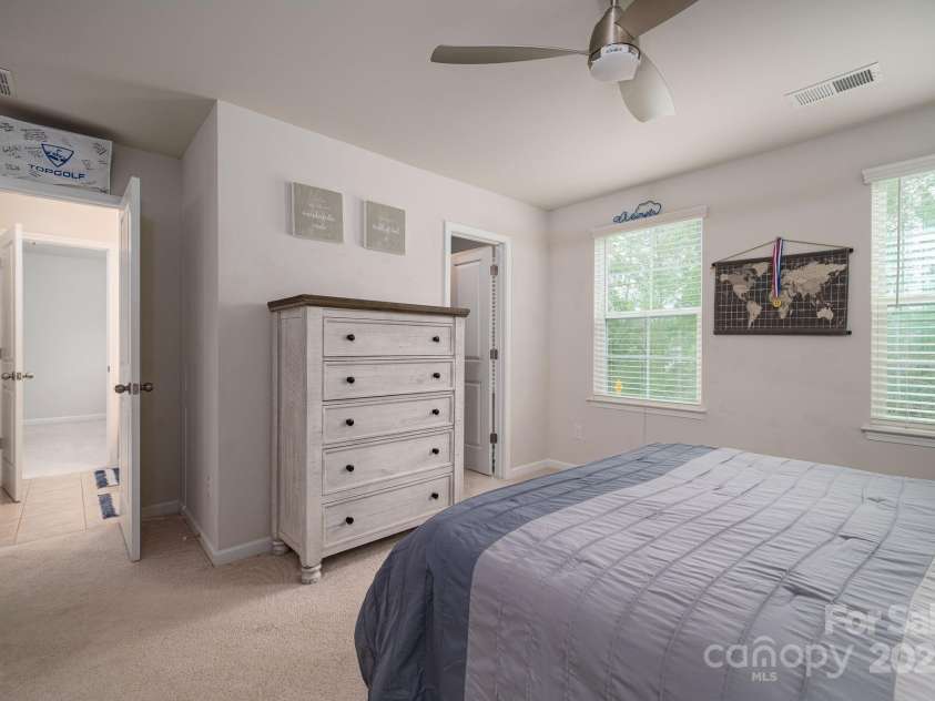 3455 Old Knobbley Oak Drive, Gastonia, NC 28056.  MLS# CAR4239782, YatesRealty ID 7719. 