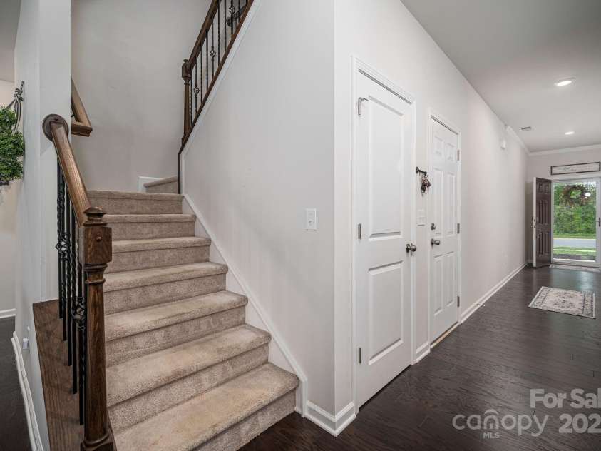 3455 Old Knobbley Oak Drive, Gastonia, NC 28056.  MLS# CAR4239782, YatesRealty ID 7719. 