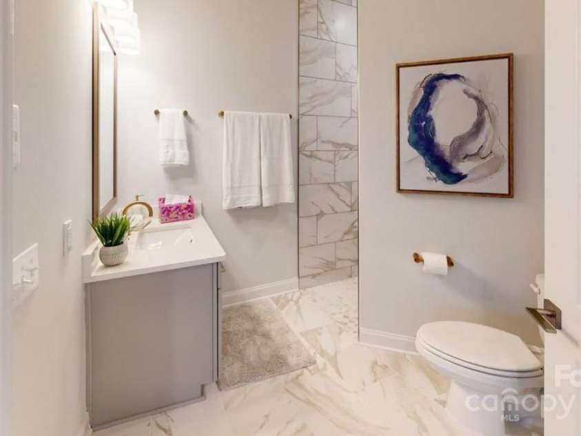 4156 Creek Bridge Circle, Charlotte, NC 28213.  MLS# CAR4331959, YatesRealty ID 772. Not Actual Property