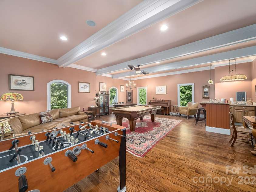 598 Old Toll Road, Asheville, NC 28804.  MLS# CAR4127377, YatesRealty ID 772. Billiard Room
