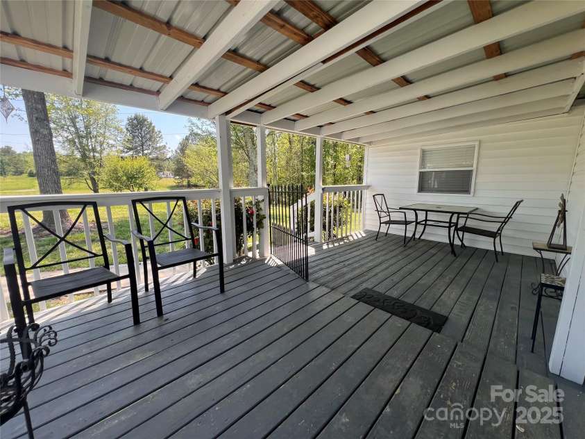 143 Ezra Road, Kings Mountain, NC 28086.  MLS# CAR4248887, YatesRealty ID 7720. Front Porch view