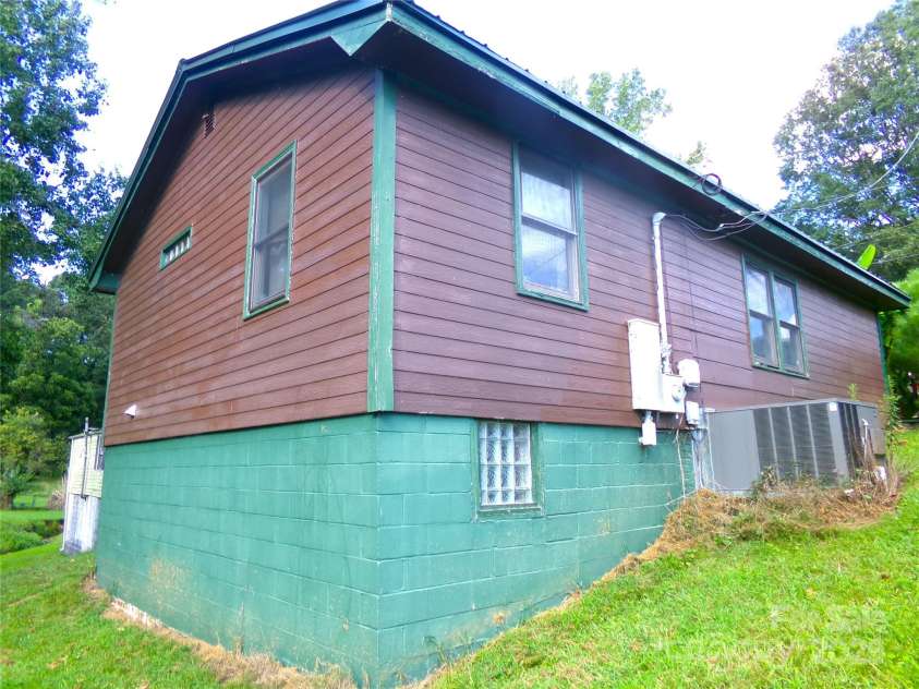 306 Dunlap Street, Albemarle, NC 28001.  MLS# CAR4296716, YatesRealty ID 7720. 