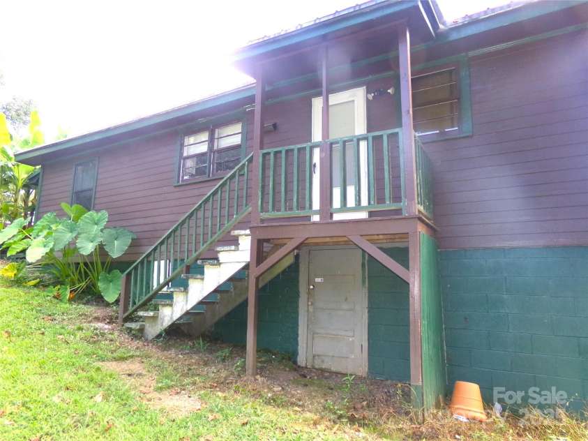 306 Dunlap Street, Albemarle, NC 28001.  MLS# CAR4296716, YatesRealty ID 7720. 