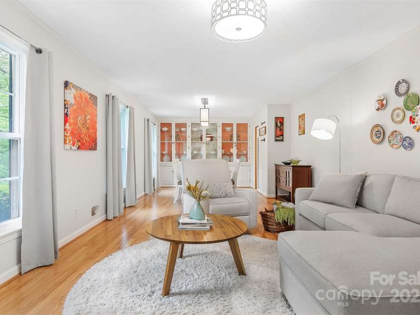 722 12th Avenue, Hickory, NC 28601.  MLS# CAR4247014, YatesRealty ID 7721. 