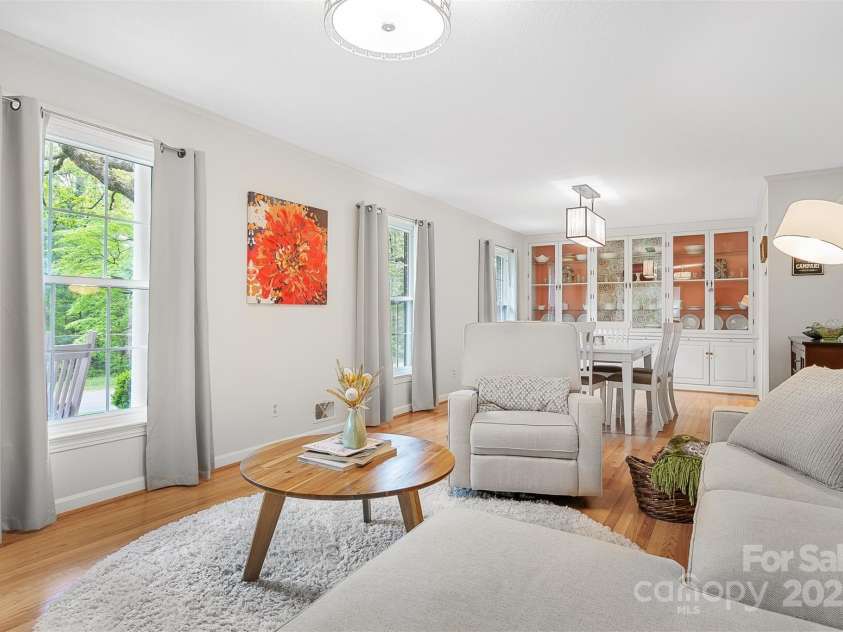 722 12th Avenue, Hickory, NC 28601.  MLS# CAR4247014, YatesRealty ID 7721. 