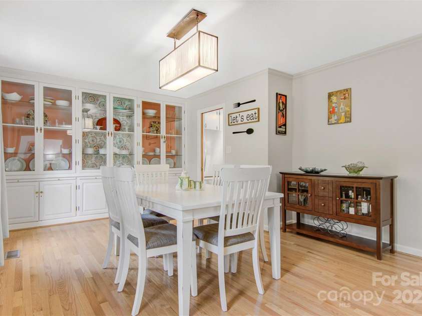 722 12th Avenue, Hickory, NC 28601.  MLS# CAR4247014, YatesRealty ID 7721. 