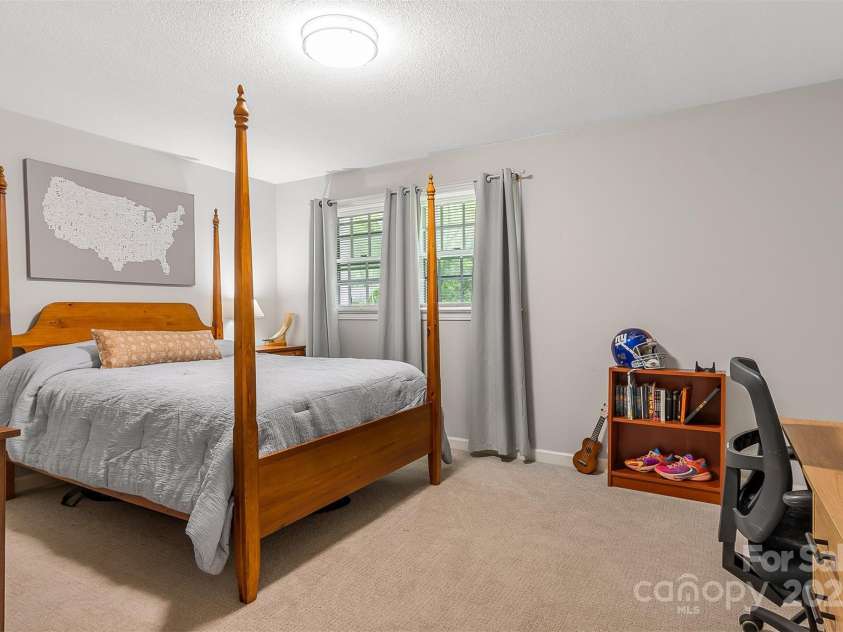 722 12th Avenue, Hickory, NC 28601.  MLS# CAR4247014, YatesRealty ID 7721. 