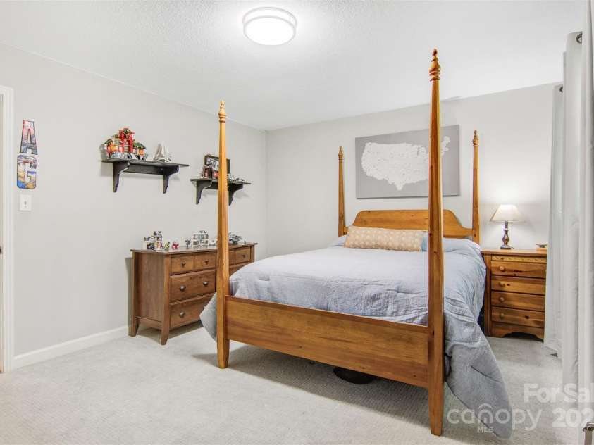 722 12th Avenue, Hickory, NC 28601.  MLS# CAR4247014, YatesRealty ID 7721. 