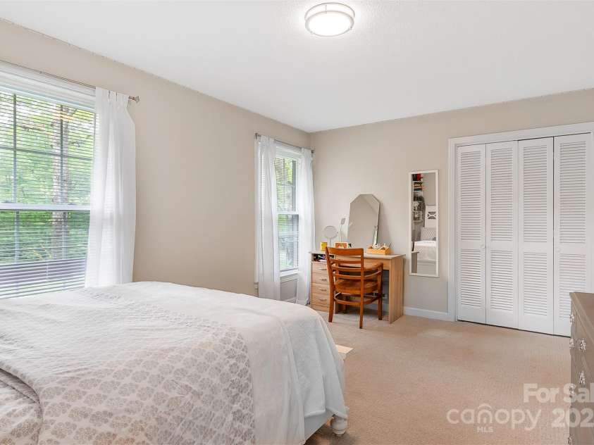 722 12th Avenue, Hickory, NC 28601.  MLS# CAR4247014, YatesRealty ID 7721. 