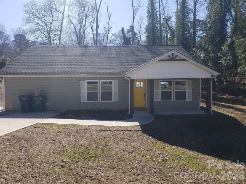 611 Fernwood Drive, Albemarle, NC 28001.  MLS# CAR4344748, YatesRealty ID 7722. Front exterior