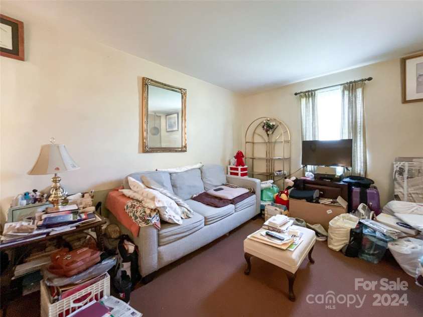 412 18th Street, Charlotte, NC 28206.  MLS# CAR4183498, YatesRealty ID 7724. Living Room
