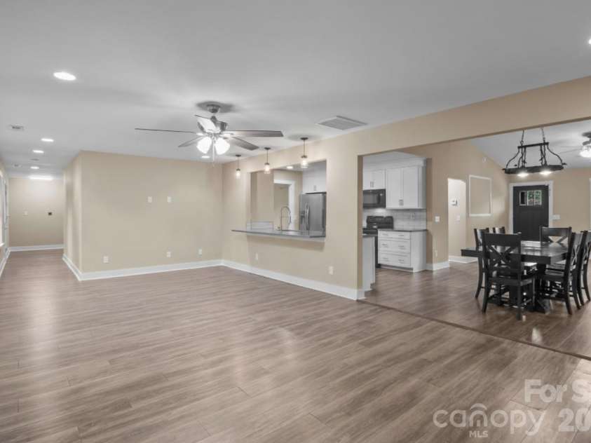 996 Cornelius Road, Mooresville, NC 28117.  MLS# CAR4313994, YatesRealty ID 7724. 