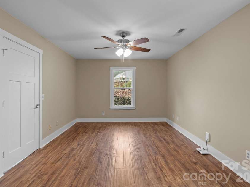 996 Cornelius Road, Mooresville, NC 28117.  MLS# CAR4313994, YatesRealty ID 7724. 