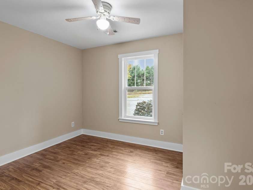996 Cornelius Road, Mooresville, NC 28117.  MLS# CAR4313994, YatesRealty ID 7724. 