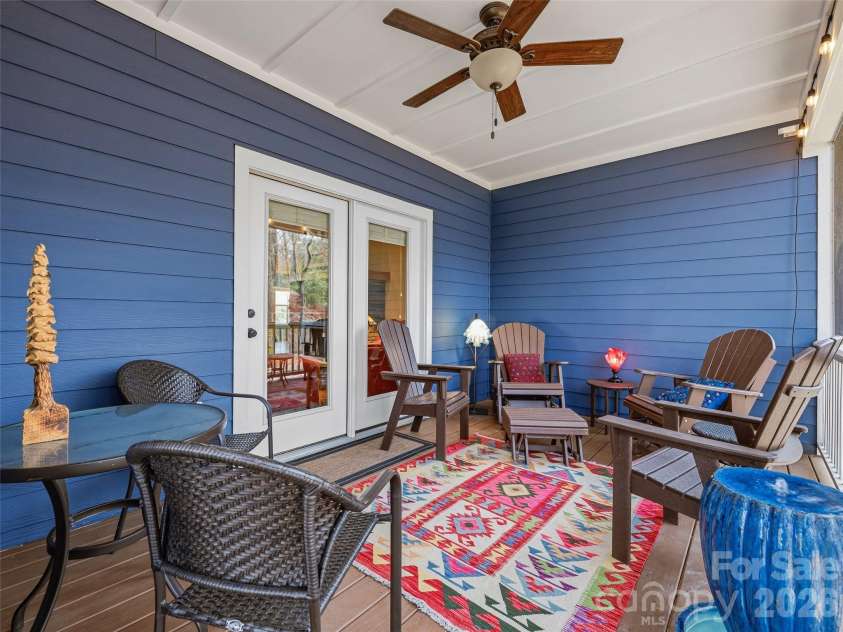 25 Woodbend Lane, Black Mountain, NC 28711.  MLS# CAR4355596, YatesRealty ID 7725. 